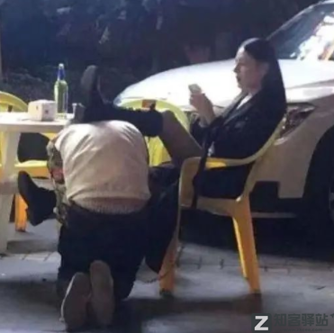 美女扮狗癖,年入600万,太恶臭了!-13 美女扮狗癖,年入600万,太恶臭了!-13